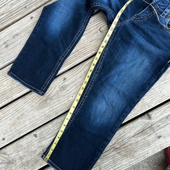 SILVER SUKI SUPER STRETCH, women's 30 x 22 1/2 capri jeans - Picture 3 of 7